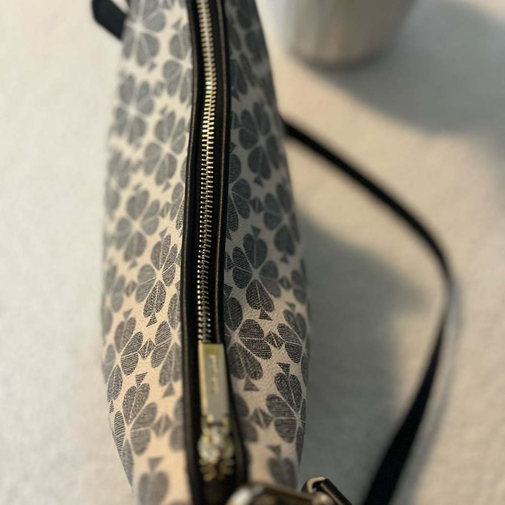Authentic Kate Spade Black and Cream Floral Crossbody Bag - Picture 9 of 16